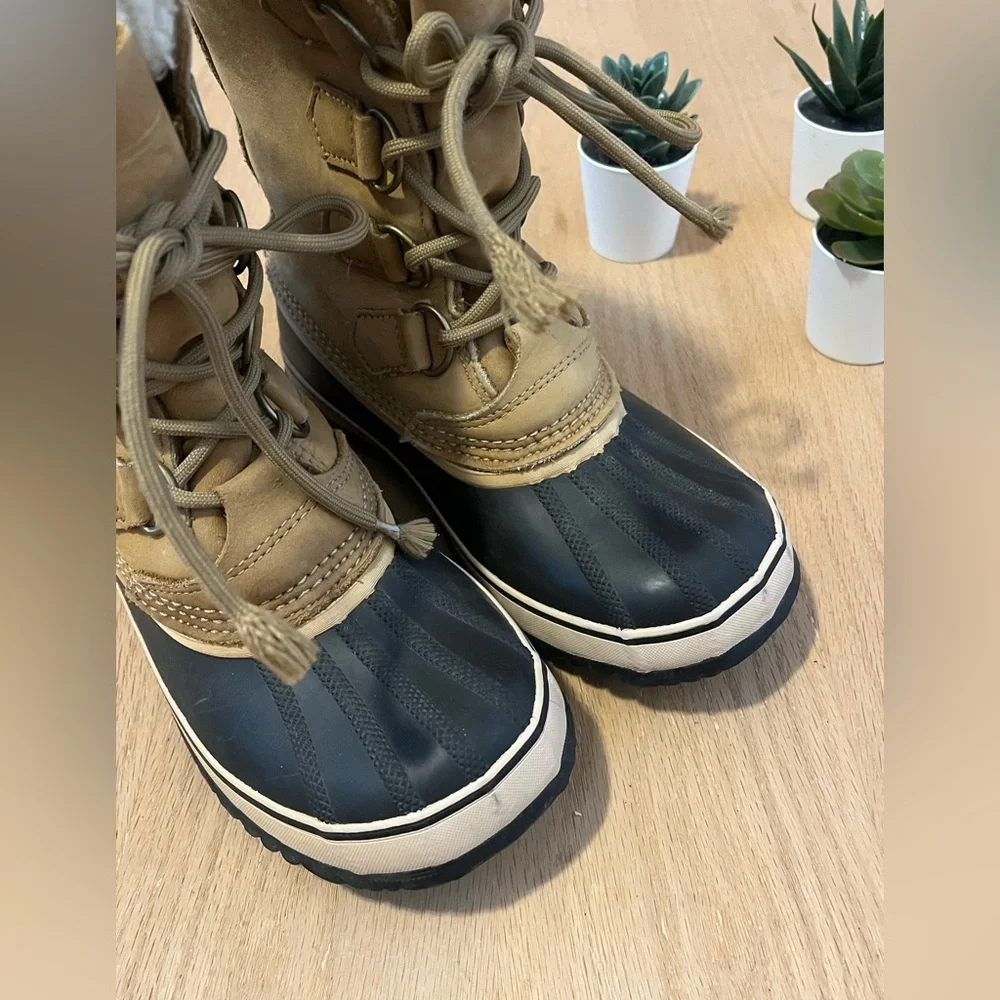Sorel Cariboo Tan Leather Winter Boots - Picture 4 of 9